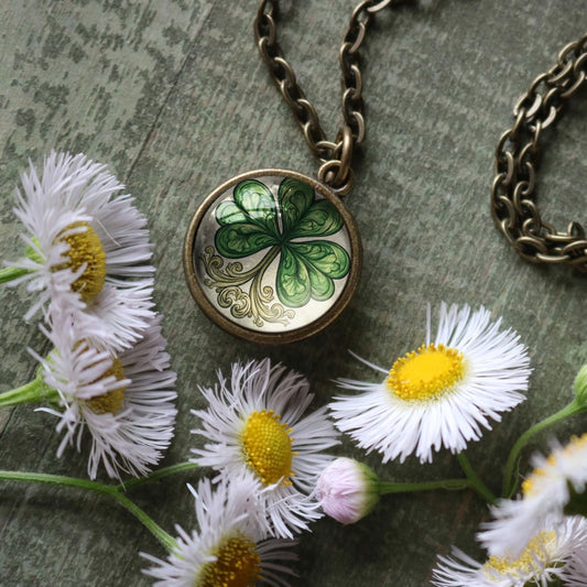 Classic Shamrock Simple Reversible St Patrick's Day Necklace