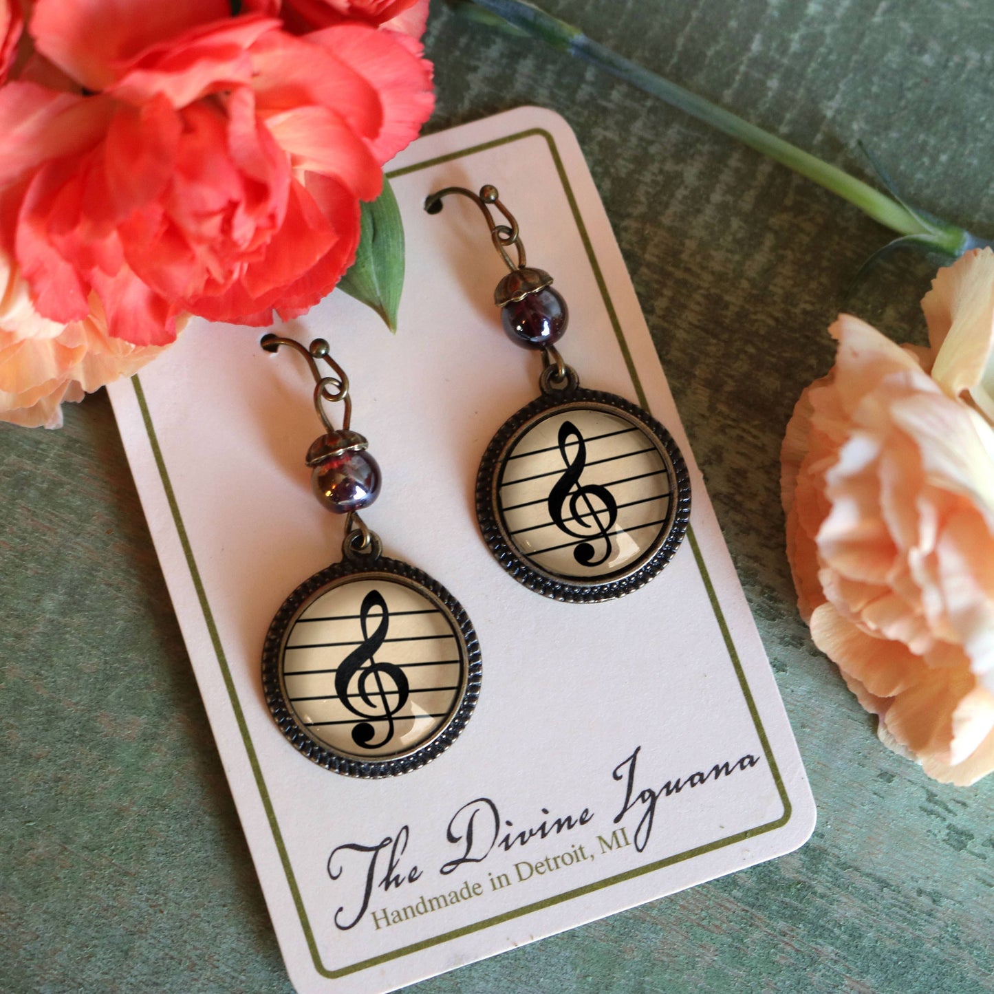 Treble Clef | Glass Cabochon Earrings