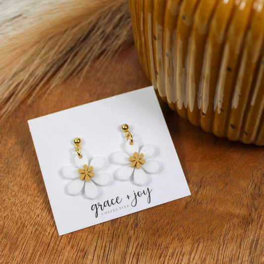 Daisy | Acrylic Earrings
