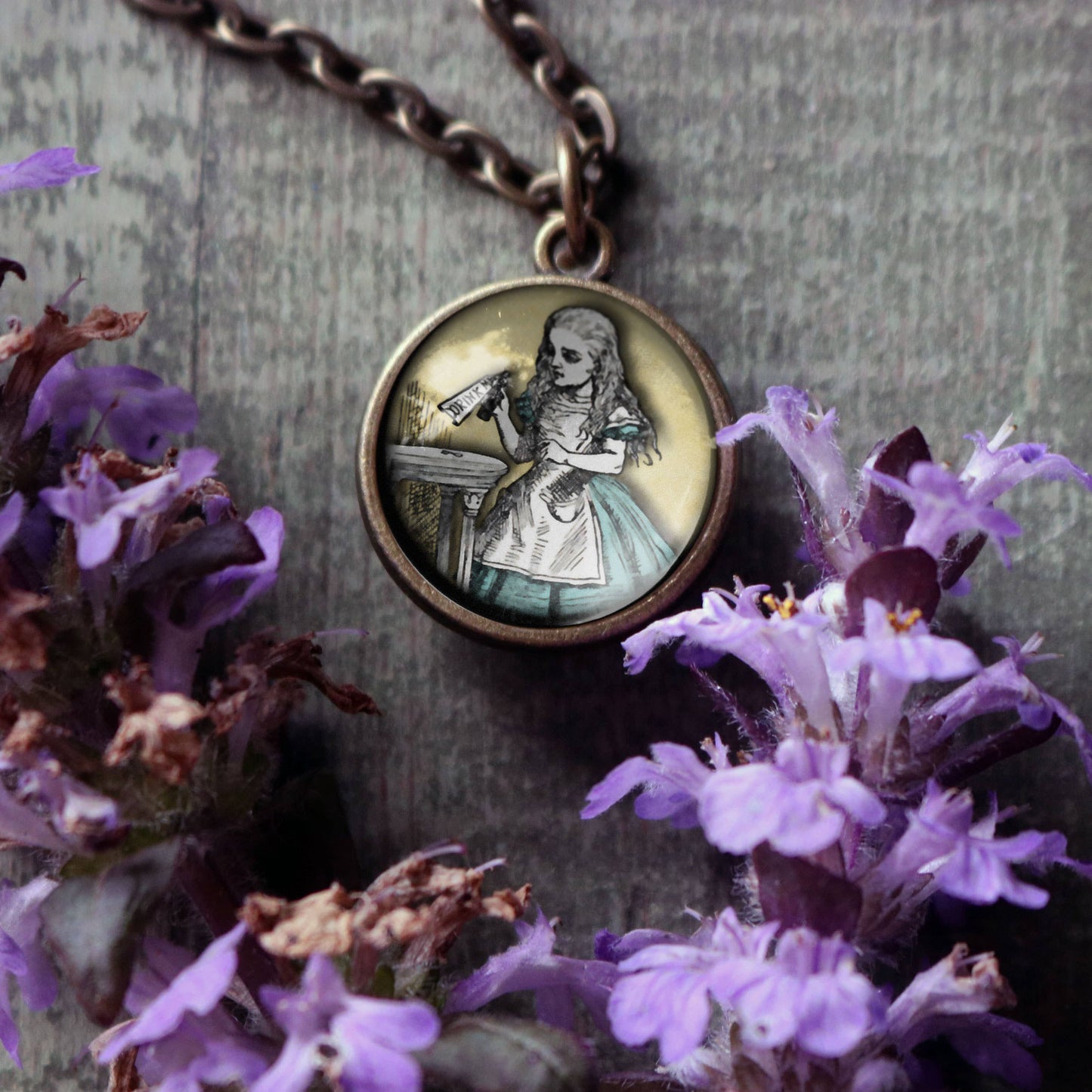 Alice In Wonderland (SM) | Glass Cabochon Necklace