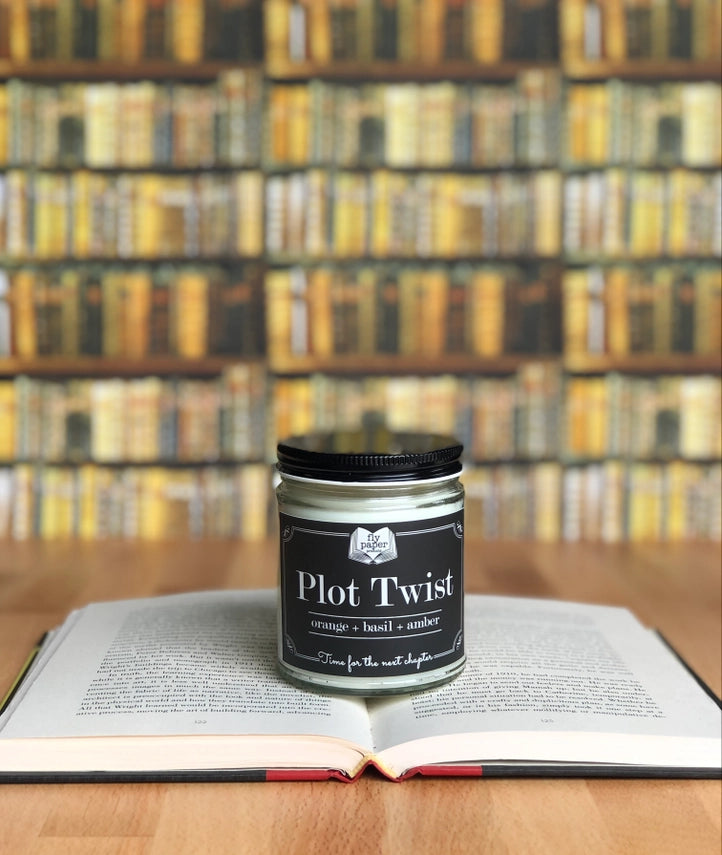 Plot Twist | Bookish Candle 9oz