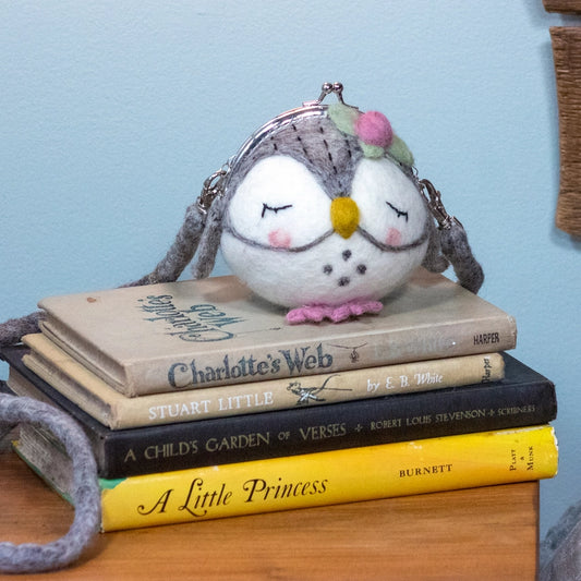 Olivia Owl Critter Clutch