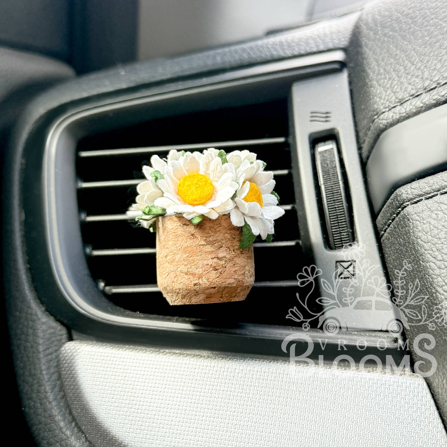 Daisy | Car Vent Clip Diffuser