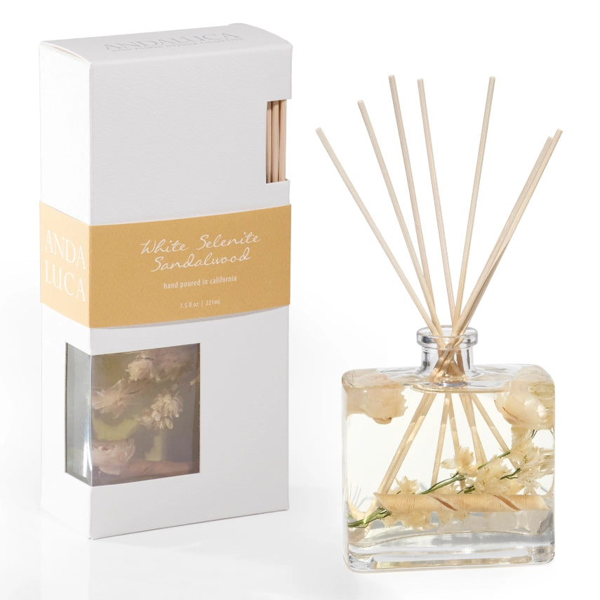 White Selenite & Sandalwood | Botanical Reed Diffuser